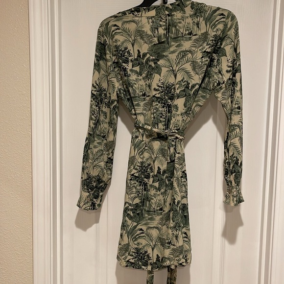 ZARA SHIRT DRESS WITH ROUND
HIGH COLLAR Size Small - Picture 7 of 11